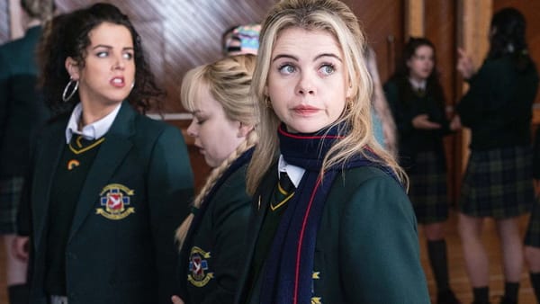 'Derry Girls' Meets 'Twin Peaks' in Netflix's Dark Comedy Thriller — Collider