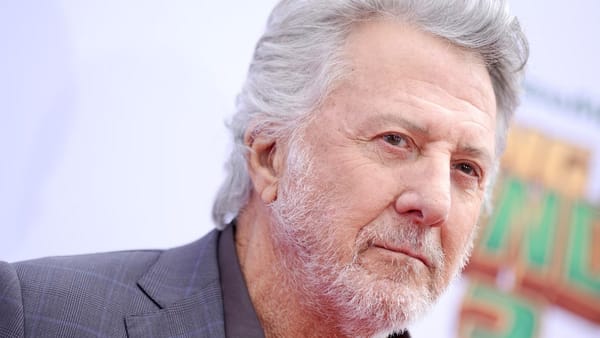 Dustin Hoffman's Lenny: 4K Remaster Lets the Film Shine — Movieweb