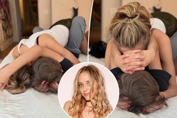 Jenny Mollen called out for posting intimate bed pics — Pagesix