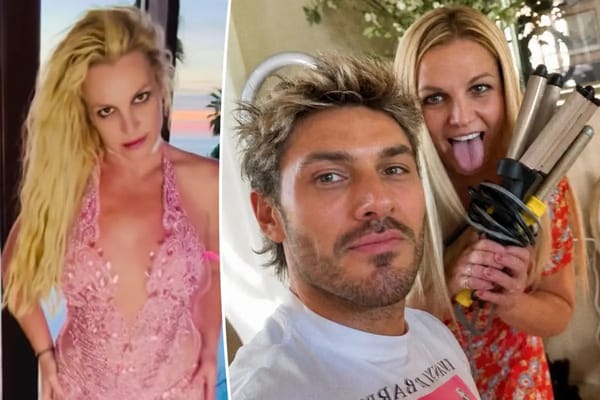 Britney Spears debuts sleek new hairstyle by Chris Appleton — Pagesix