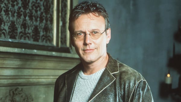 Anthony Stewart Head, star of Buffy the Vampire Slayer, has died — Pcgamer
