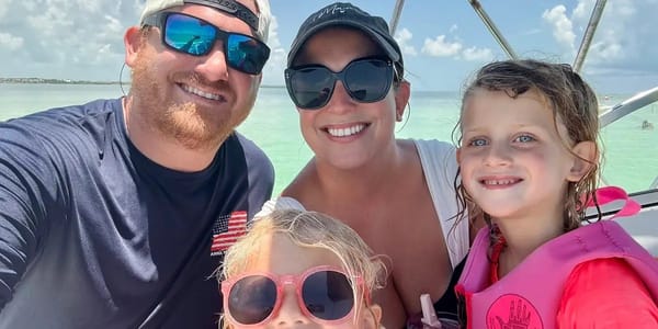 Family sells $400,000 house to live full-time in an RV — Businessinsider