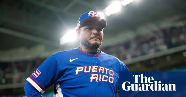 Two US pilots killed after plane bound to pick up former MLB star crashes — World news | The Guardian