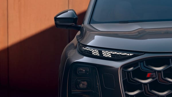 Audi's all-new Q7 and US-only SQ7 gain RS V8 — Cars - Ars Technica