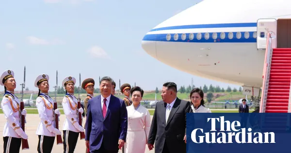 Xi Jinping arrives in Pyongyang on trip to revitalise China-North Korea ties — World news | The Guardian