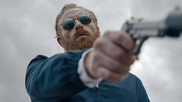 Guy Ritchie, Henry Cavill Thriller Finds Streaming Audience — Movieweb