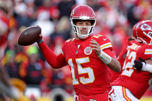 Patrick Mahomes Signs Record Contract, Becomes Highest-Paid NFL Player — Nbc