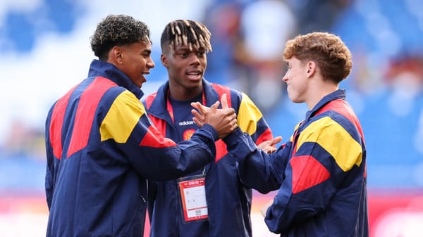 Lamine Yamal and Nico Williams return to full training with Spain — Goal