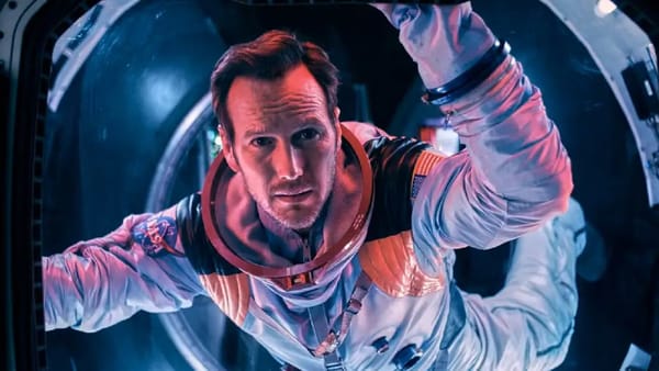 Even the Disaster Movie King Couldn't Make Moonfall a Hit — Collider