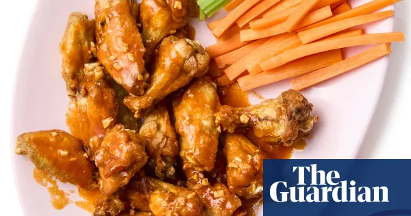 How to make buffalo chicken wings — Lifestyle | The Guardian