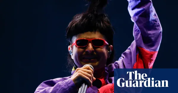 Musician Oliver Tree, 32, killed in helicopter crash in Brazil — World news | The Guardian