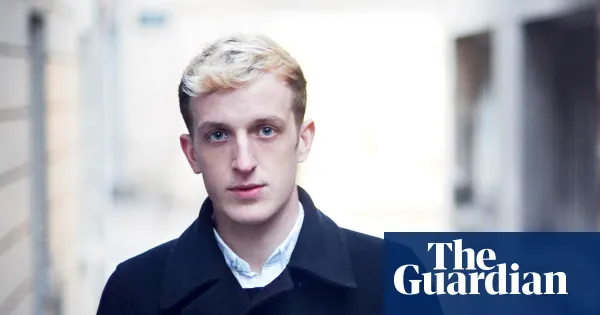 Collapse by Édouard Louis review – coming to terms with a brother’s death — Culture | The Guardian