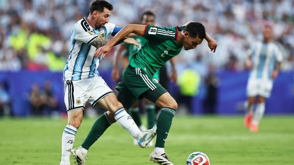 Messi avoids red after 'clumsy' tackle as Argentina beat Algeria 3-0 — Goal