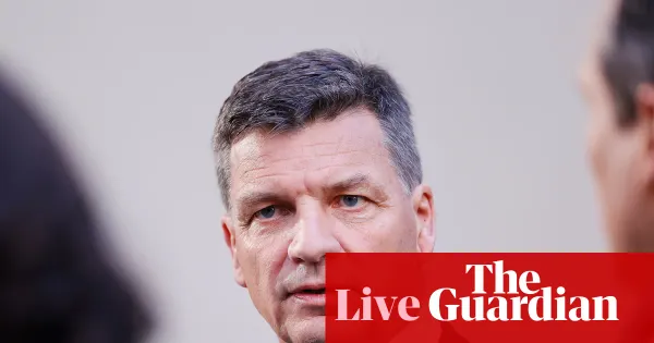 Taylor slams CGT concessions; 12-year-old dies in Cairns crash — World news | The Guardian