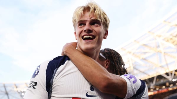 Lucas Bergvall wants to leave Tottenham as rivals circle — Goal