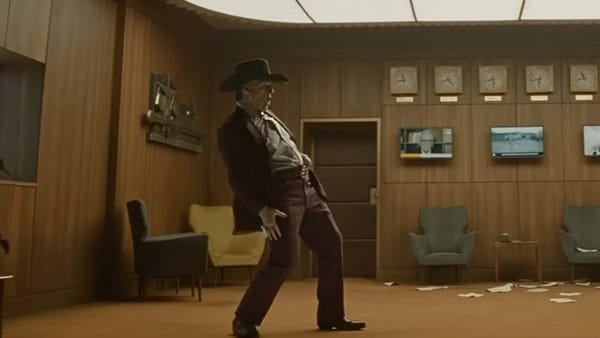 Tom Cruise's range points to Digger as a career culmination — Movieweb