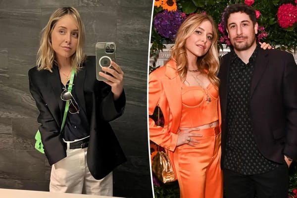 Jenny Mollen says she texted Jason Biggs about vaginoplasty after he moved out — Pagesix