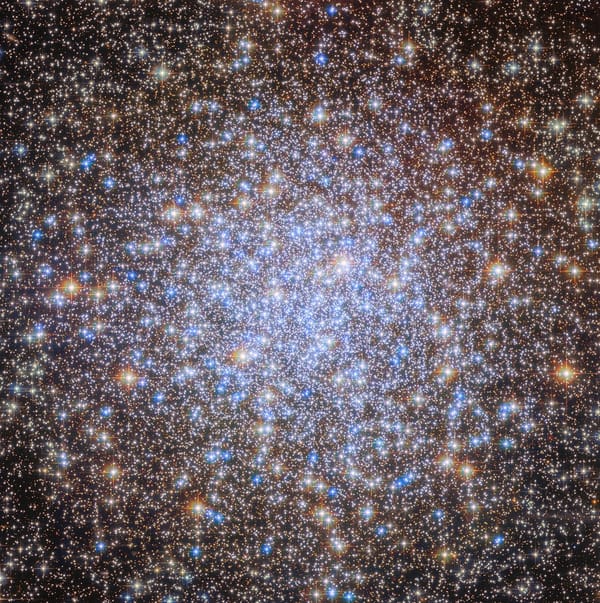 Hubble Spies Starry Chandelier — NASA Science