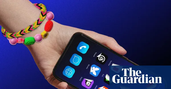 Social media bans spread globally after Australia’s crackdown — World news | The Guardian