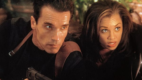 Arnold Schwarzenegger's Underrated '90s Action Film Shines in 4K — Movieweb