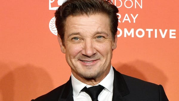 Before Netflix's Monster, Jeremy Renner Made a Better Dahmer Movie — Collider