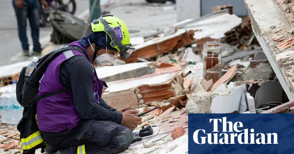 Father and son rescued after four days as Venezuela quake toll nears 1,500 — World news | The Guardian